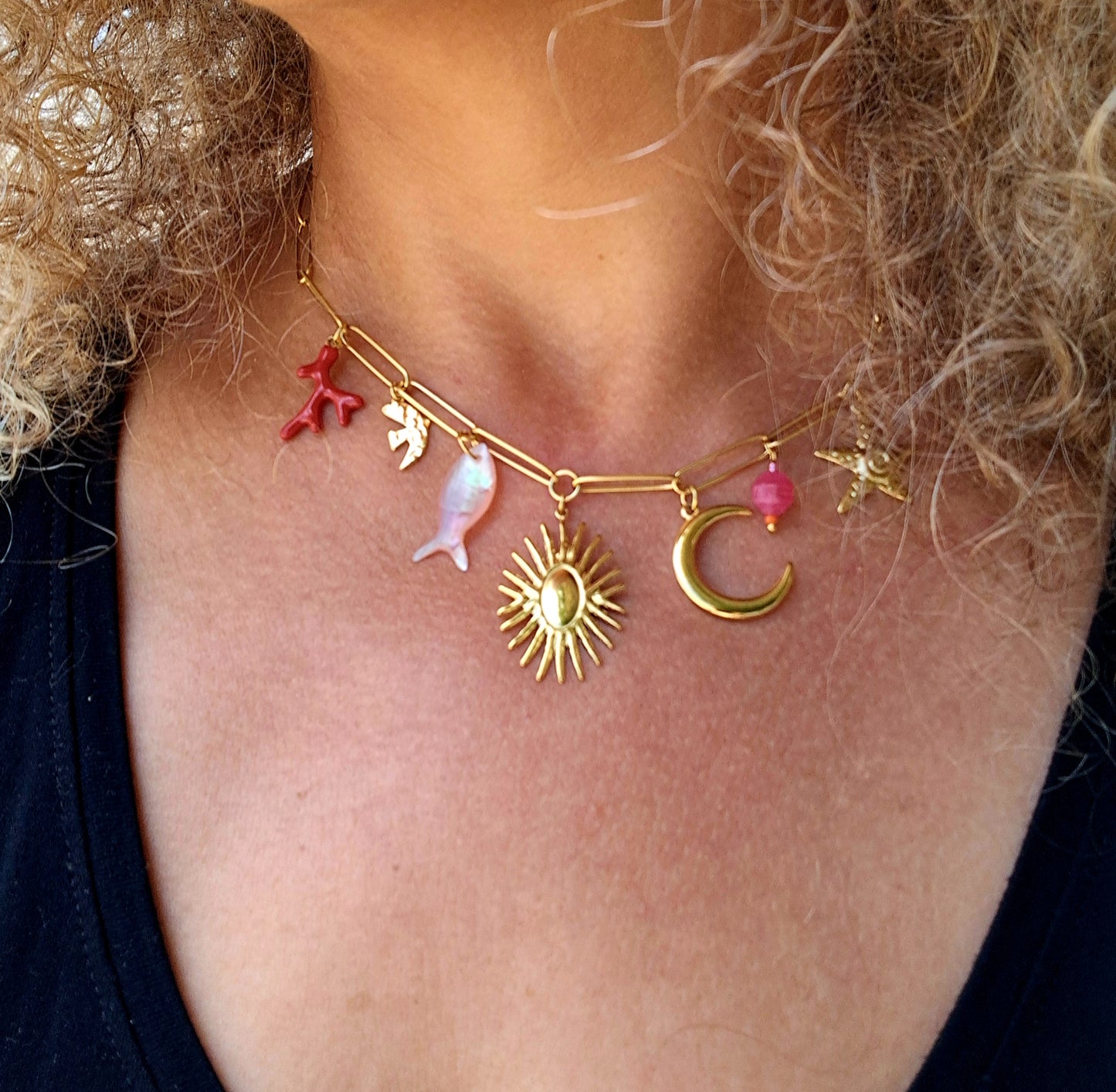 Collier Ava